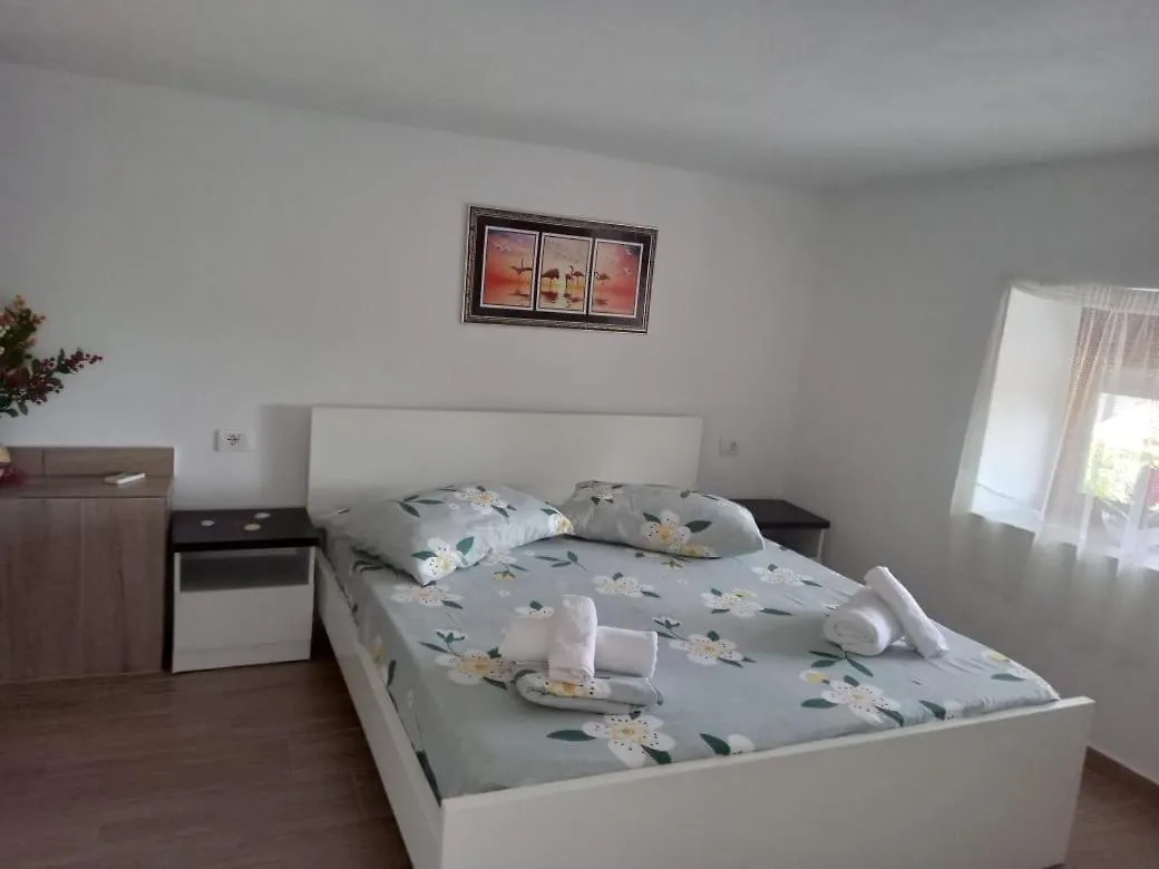 Vila Pasha Sarande Holiday home
